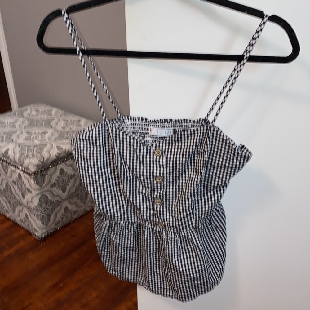 Black and white Gingham summer cute top excellent preowned size  Medium